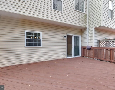 6880 Ridge Water Court - Photo Thumbnail 23