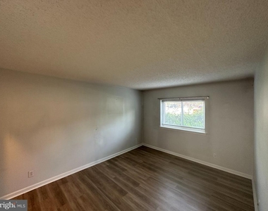 10223 Valentino Drive - Photo Thumbnail 19
