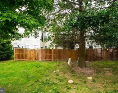 13129 Park Crescent Circle - Photo Thumbnail 33