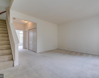 13129 Park Crescent Circle - Photo Thumbnail 22