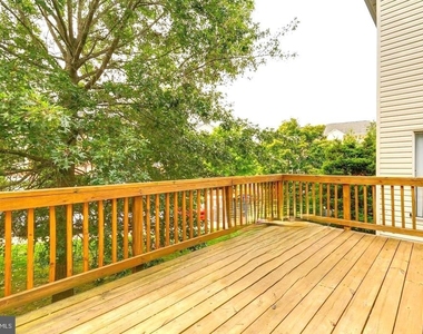 13129 Park Crescent Circle - Photo Thumbnail 21