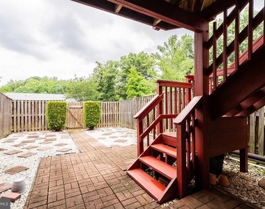 5844 Banning Place - Photo Thumbnail 35