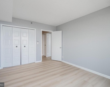 5501 Seminary Road - Photo Thumbnail 17