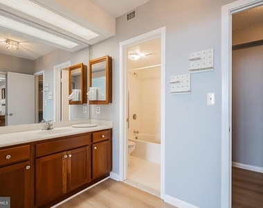 5501 Seminary Road - Photo Thumbnail 25