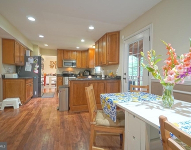 1432 Powells Tavern Place - Photo Thumbnail 1