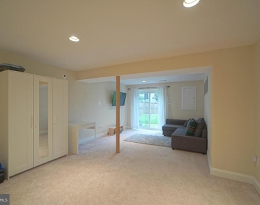 1432 Powells Tavern Place - Photo Thumbnail 20
