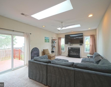 1432 Powells Tavern Place - Photo Thumbnail 6
