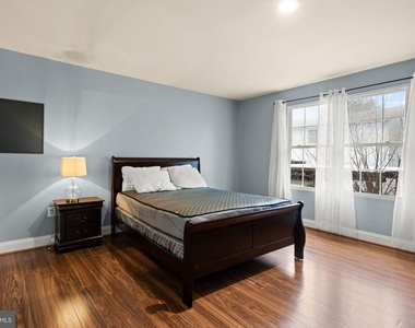 3412 Clayborne Avenue - Photo Thumbnail 19