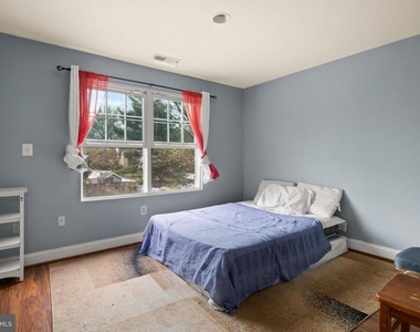 3412 Clayborne Avenue - Photo Thumbnail 17