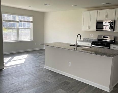 110 Gossard Way - Photo Thumbnail 18