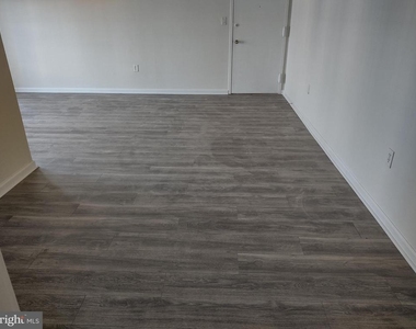 9481 Fairfax Boulevard - Photo Thumbnail 3