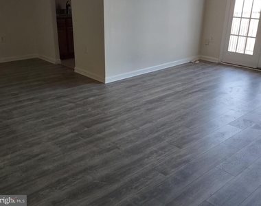 9481 Fairfax Boulevard - Photo Thumbnail 2