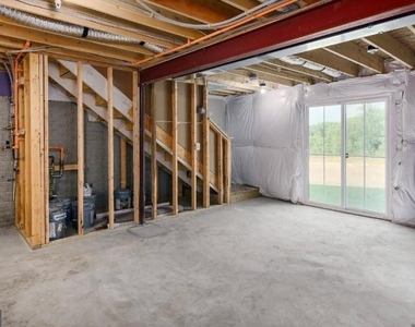205 Thicket Drive - Photo Thumbnail 17
