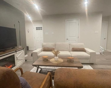 205 Thicket Drive - Photo Thumbnail 15
