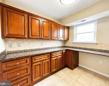 430 N Armistead Street - Photo Thumbnail 6