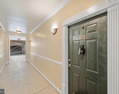 4860 Eisenhower Avenue - Photo Thumbnail 3