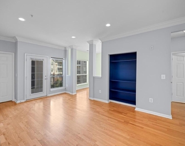 4860 Eisenhower Avenue - Photo Thumbnail 9