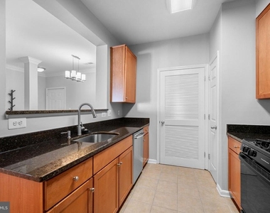4860 Eisenhower Avenue - Photo Thumbnail 7