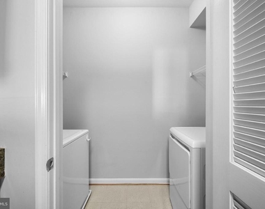4860 Eisenhower Avenue - Photo Thumbnail 8