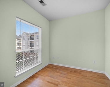 4860 Eisenhower Avenue - Photo Thumbnail 10