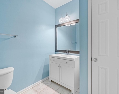 4860 Eisenhower Avenue - Photo Thumbnail 16