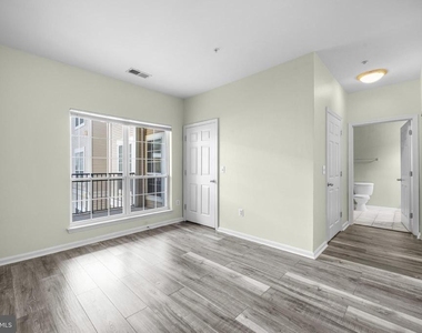 4860 Eisenhower Avenue - Photo Thumbnail 12