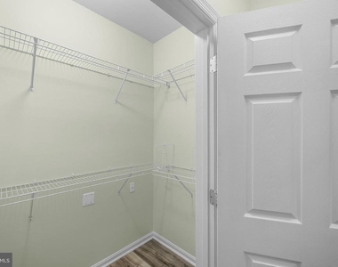 4860 Eisenhower Avenue - Photo Thumbnail 14