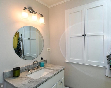 710 W View Terrace - Photo Thumbnail 26