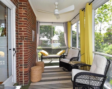 710 W View Terrace - Photo Thumbnail 8