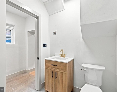 2827 Tulip Street - Photo Thumbnail 3