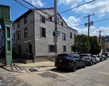 4338 Cresson Street - Photo Thumbnail 18
