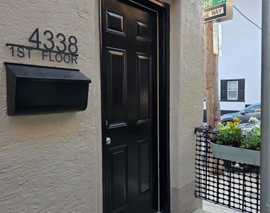 4338 Cresson Street - Photo Thumbnail 10