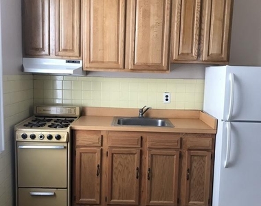 155 N 21st Street - Photo Thumbnail 3