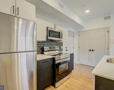 5001 Umbria Street - Photo Thumbnail 3