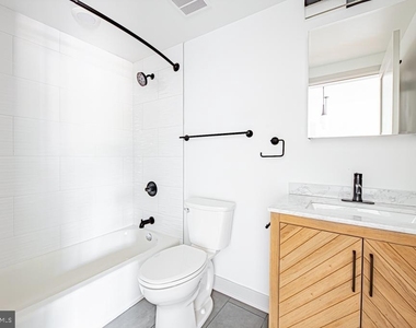 5001 Umbria Street - Photo Thumbnail 6