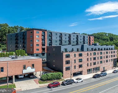 5001 Umbria Street - Photo Thumbnail 10