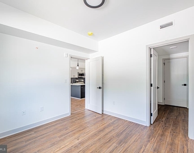 5001 Umbria Street - Photo Thumbnail 8