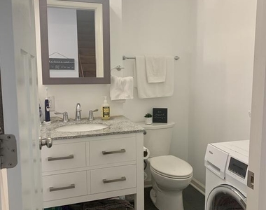 4114 Lauriston Street - Photo Thumbnail 5