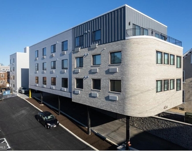 404 Fountain Street - Photo Thumbnail 7
