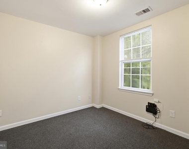 2238 N Park Avenue - Photo Thumbnail 7
