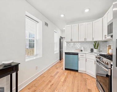 3171 Cedar Street - Photo Thumbnail 6