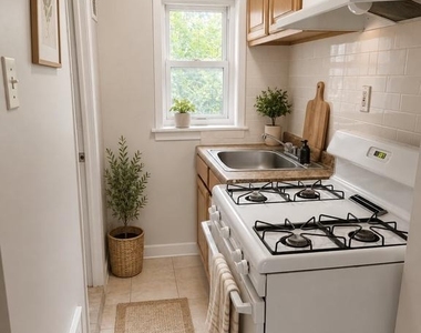 2037 N 8th Street - Photo Thumbnail 1