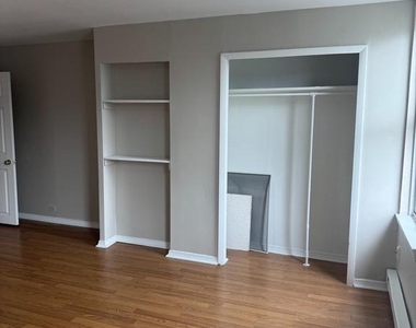 2037 N 8th Street - Photo Thumbnail 7