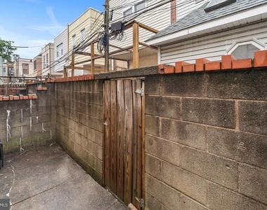 2336 S Carlisle Street - Photo Thumbnail 19