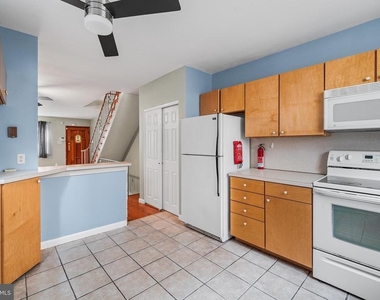 2336 S Carlisle Street - Photo Thumbnail 6