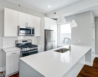 1527 Ridge Avenue - Photo Thumbnail 9