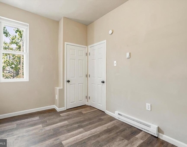 3114 Custer Street - Photo Thumbnail 8
