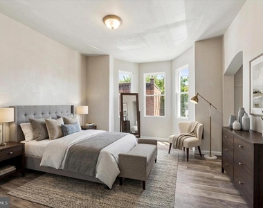 3114 Custer Street - Photo Thumbnail 14