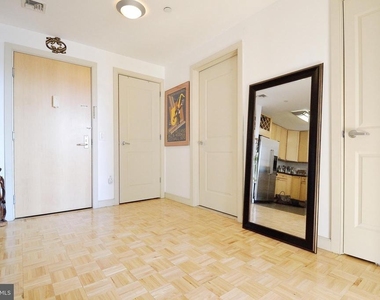 111 S 15th Street - Photo Thumbnail 9