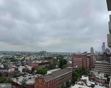 604 S Washington Square - Photo Thumbnail 11